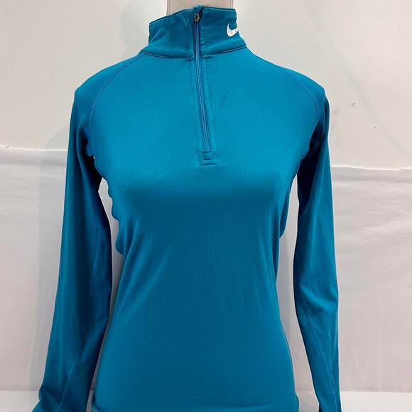 Nike Pro Combat Size XS Fitted Running Jacket - Picture 1 of 3